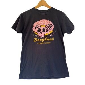 Voodoo Doughnut T-Shirt‎ Skull Graphic Tee It's Worth The Weight - size Small